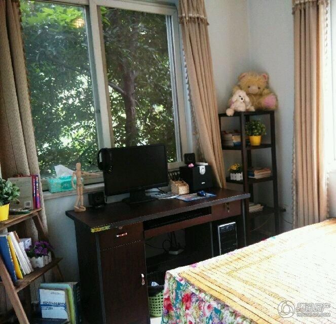 江南水乡复式户型精装修家具家电齐全拎包入住高清图片