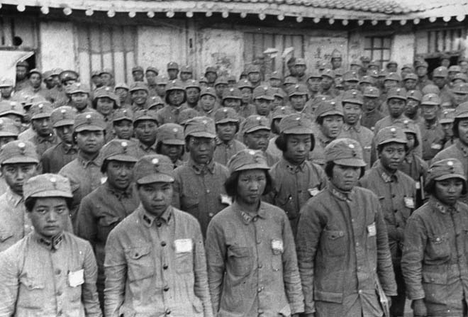 1940年，延安的女学生。