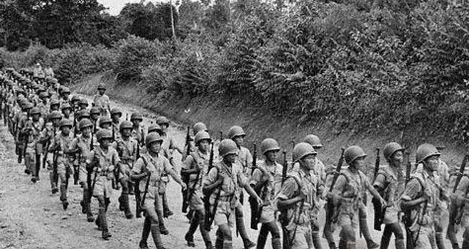 1943年的中国远征军。 1943年的中国远征军。