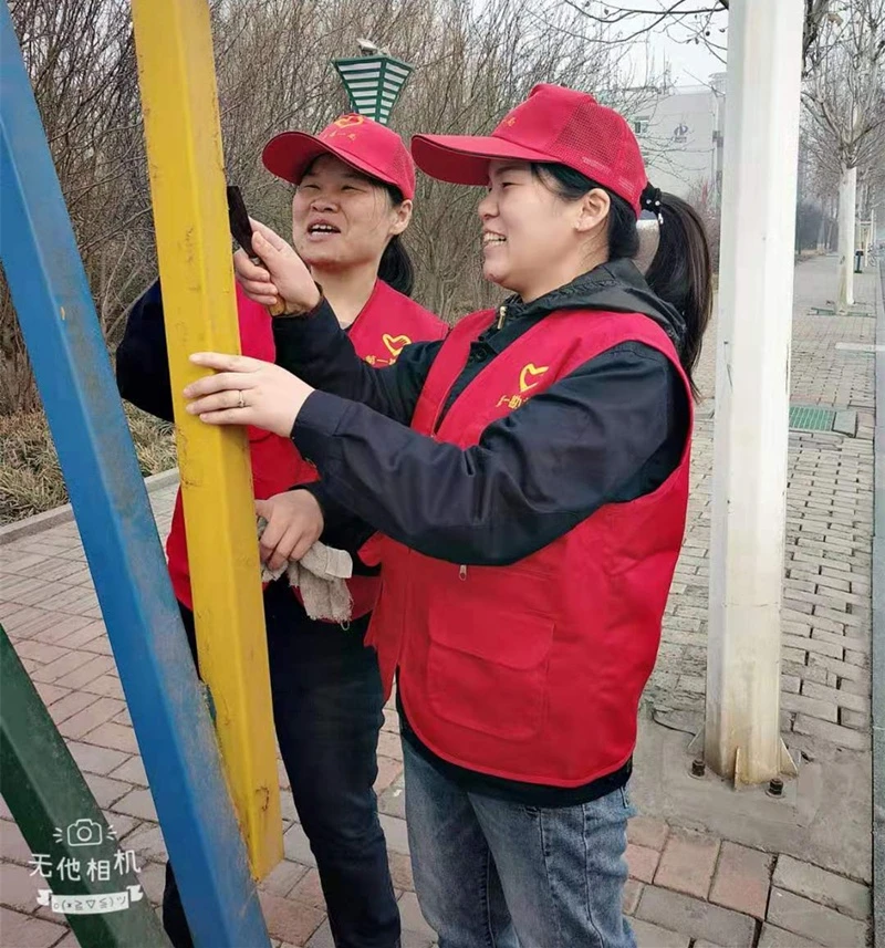 学雷锋在行动 (2).JPG