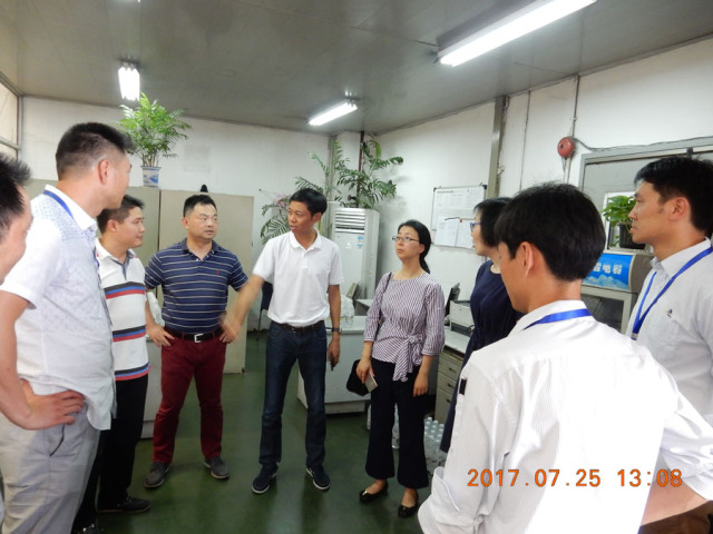 飛力達(dá)：來(lái)自總裁室的清涼一“下”