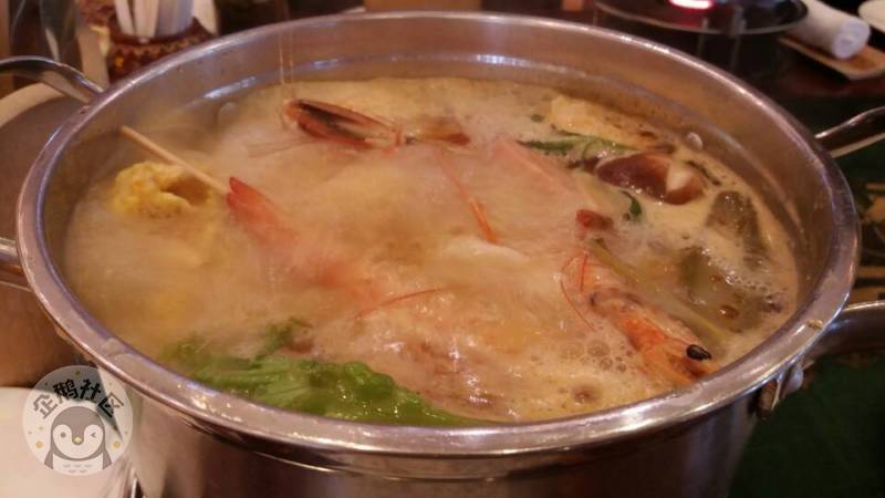 炎热的夏天，除了小龙虾，大龙虾更加紧致富有弹性的肉肉更能满足吃货的胃~