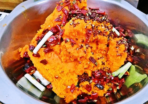 吃货报告VOL.9 |怕长胖的懒人有福了 这家重庆火锅的素菜居然比肉还好吃