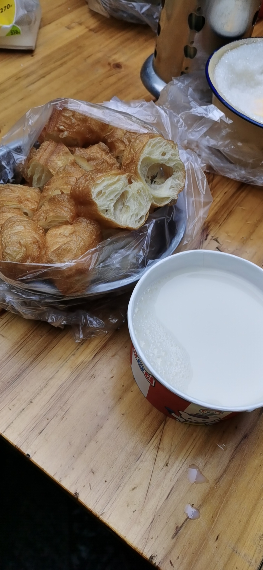 【随拍】油条泡豆浆