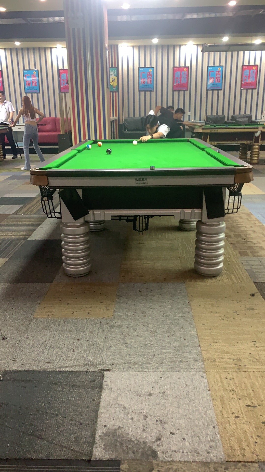 【随拍】打台球
