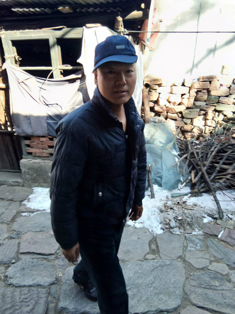 李彦明,男,40岁,家住河北省邢台县邢台县白岸乡西南角的一个偏僻小