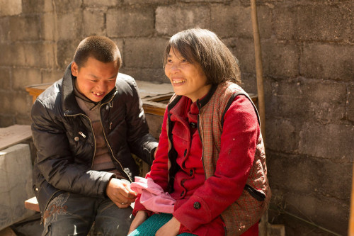 苦难家庭难以为继