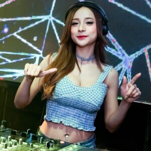 伦巴 爱的供养 甜美女生版