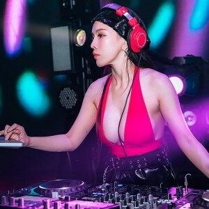 七元-Freeoop(廉江Dj阿牛FunkyHouseMix)咚鼓
