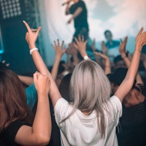Steve Aoki Ft Pollyanna - Nobody (Intro)