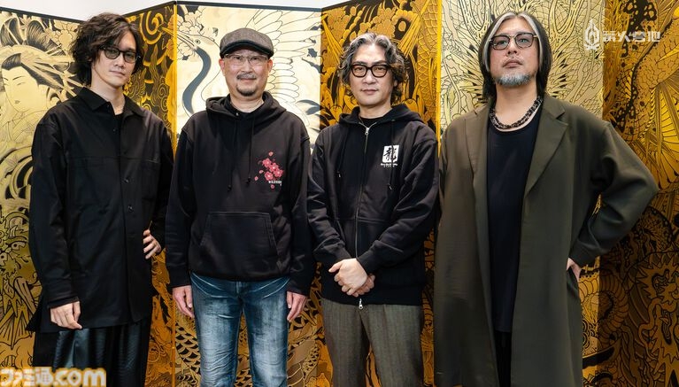 从左至右分别是制作人堀井亮佑、饰演真岛吾朗的宇垣秀成、饰演贾森·里奇的松田贤二以及如龙工作室负责人横山昌义
