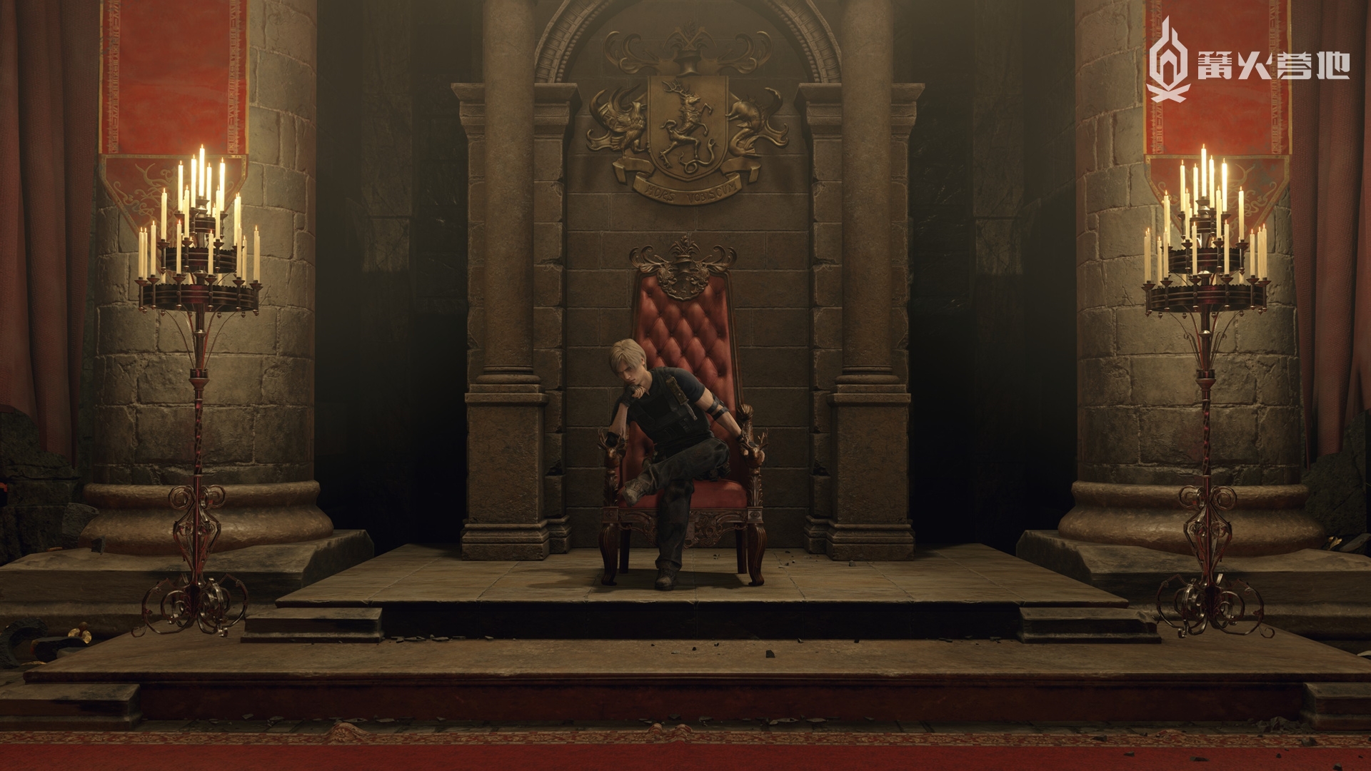 原版中里昂坐上王座的一幕在重制版里也得以重现