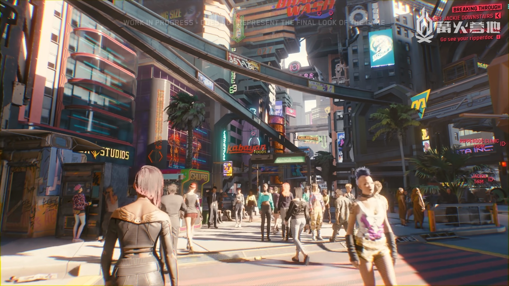 《赛博朋克 2077》近日终于更新了次世代主机版，其中有些功能由于性能要求无法在 PS4 和 Xbox One 上实现，比如新的路人 AI