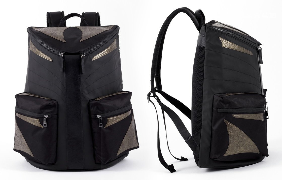 《黑暗之魂》推出服饰、皮靴、皮包等周边产品