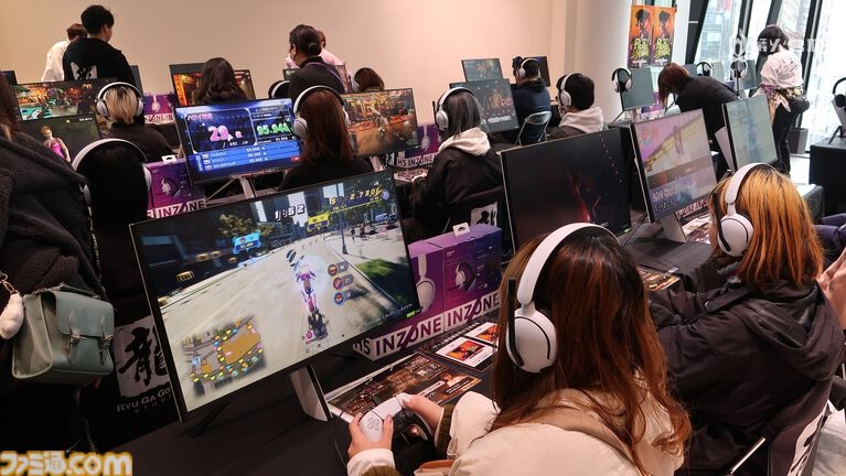 提供的《如龙 8 外传》试玩 Demo 和 TGS 2024 上的内容完全一致，可以体验到夏威夷街道和狂热兰蒂斯上的战斗与各种可玩内容