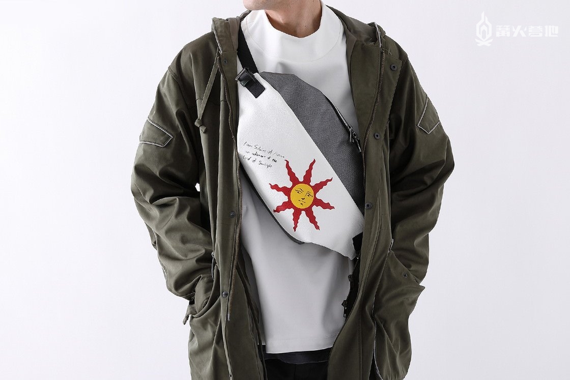 《黑暗之魂》推出服饰、皮靴、皮包等周边产品