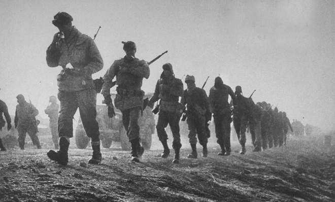 抗美援朝军费占当时GDP_抗美援援朝主题画