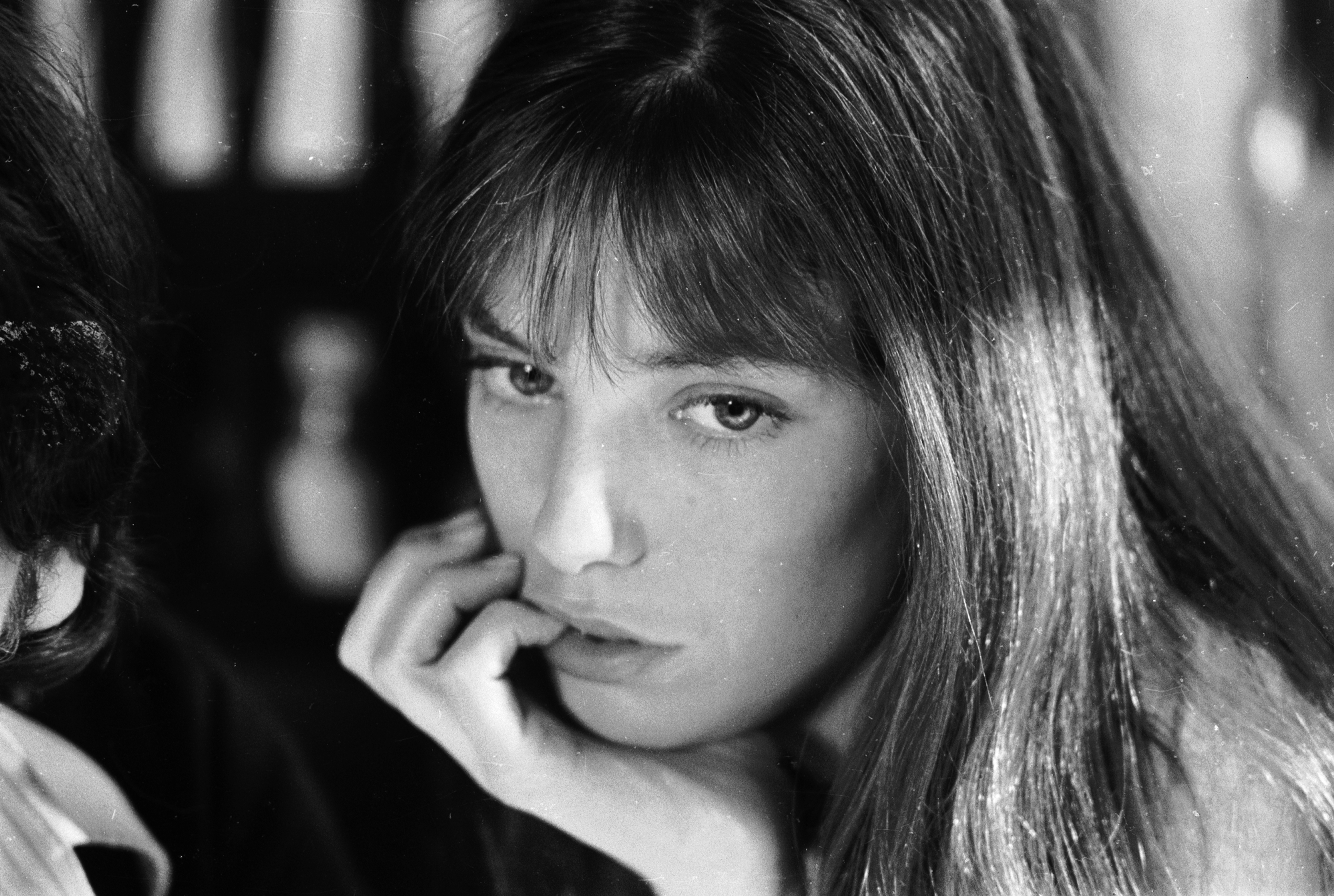 birkin包的名字来源于一个英国女人jane birkin.