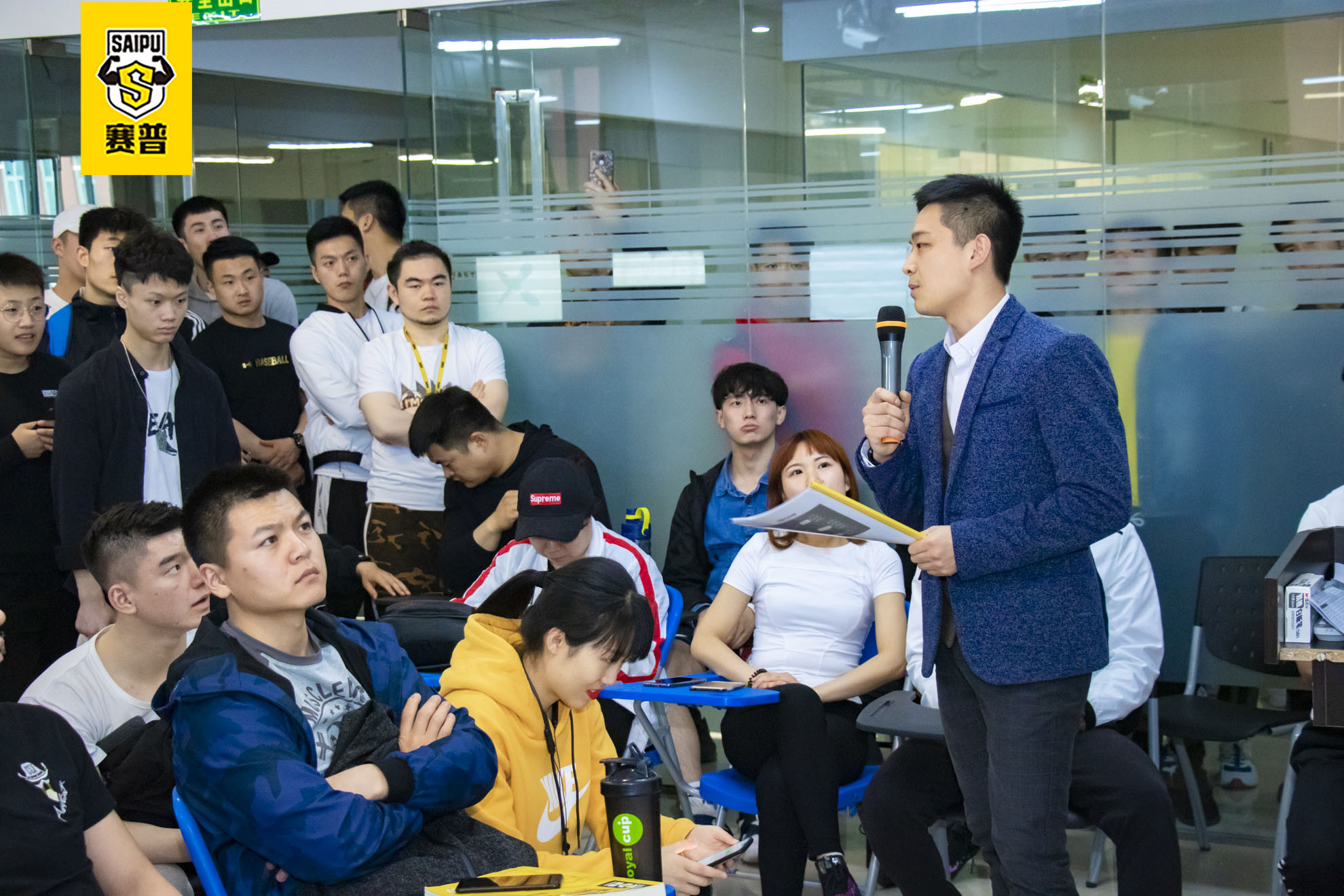 维克多校区招聘会