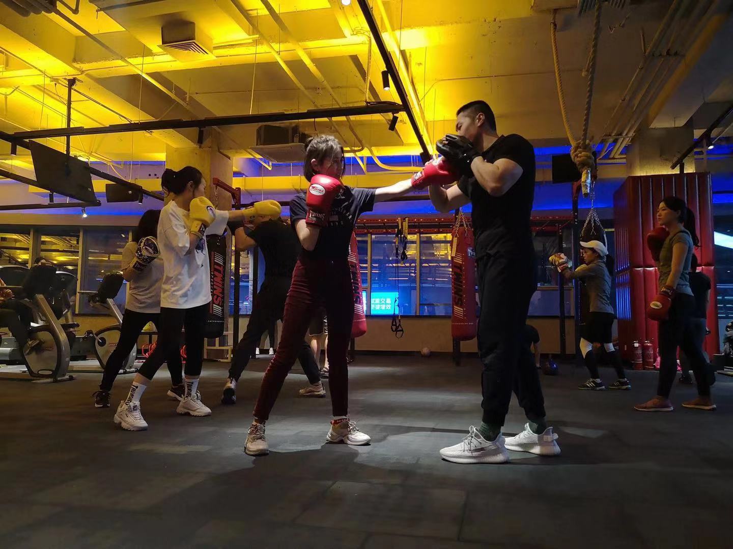 【拳击小团课】新东方在线携手乐健身——第三弹圆满结束_新东方在线