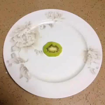 640